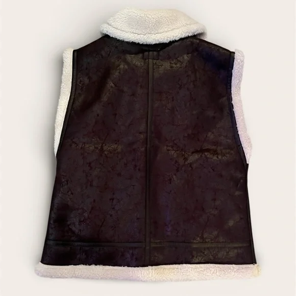 Offline by Aerie Cream & Brown Teddy Vest Jacket nwt large - Picture 8 of 11